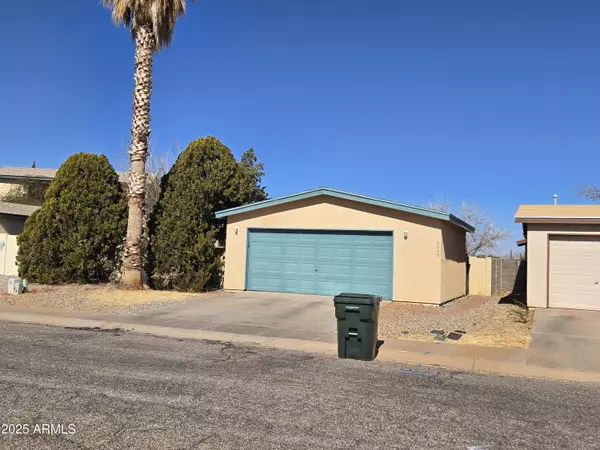 4997 E CIELO Circle, Sierra Vista, AZ 85635