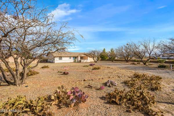 5837 S WILD ROSE Road, Hereford, AZ 85615