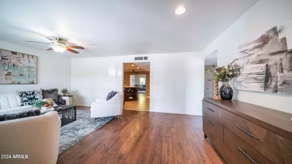 Scottsdale, AZ 85251,8514 E FAIRMOUNT Avenue