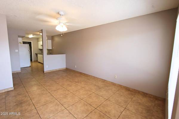 Mesa, AZ 85210,360 E 6TH Avenue #3