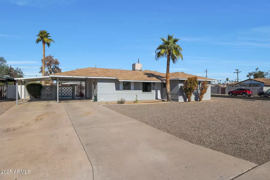 2008 W Campbell Avenue, Phoenix, AZ 85015