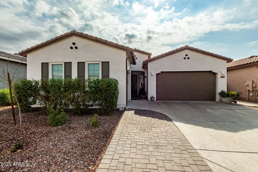 2963 E BIRDSONG Avenue, San Tan Valley, AZ 85143