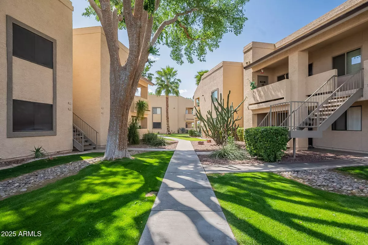 Mesa, AZ 85207,145 N 74TH Street #207