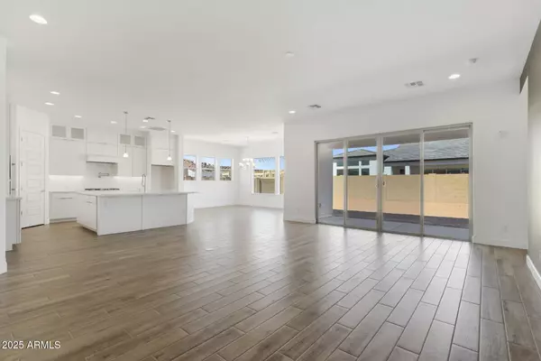 Apache Junction, AZ 85120,1032 W J WALTZ Way