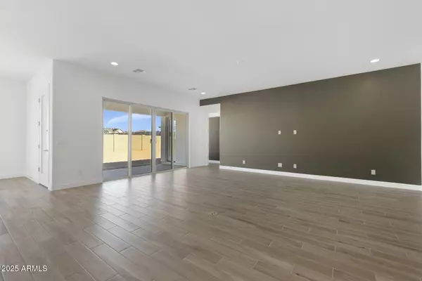 Apache Junction, AZ 85120,1032 W J WALTZ Way