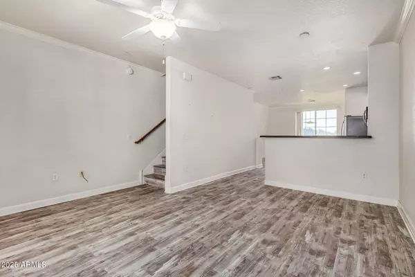 Phoenix, AZ 85032,4455 E Paradise Village Parkway S #1031