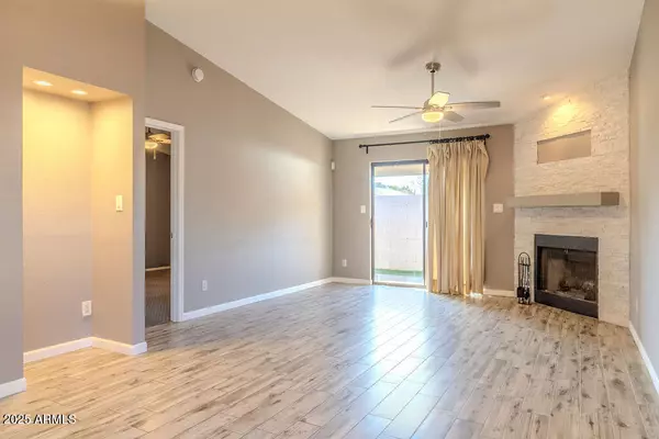 Phoenix, AZ 85016,4135 N 17TH Street #11