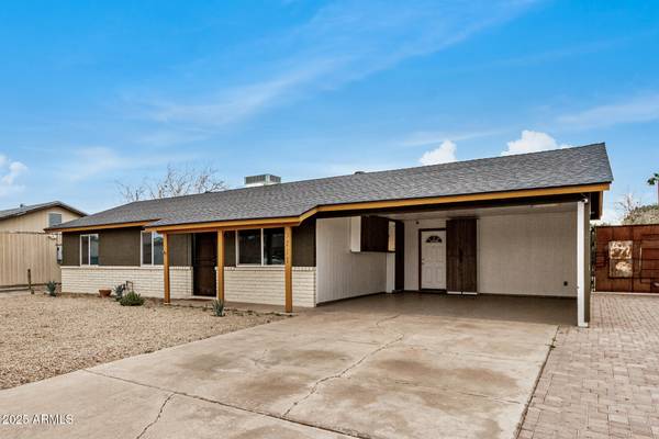 Phoenix, AZ 85029,3717 W CHARTER OAK Road