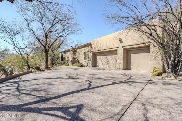 Scottsdale, AZ 85266,8037 E THORNTREE Drive