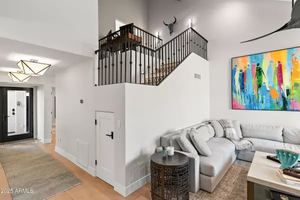 2430 E PALO VERDE Drive Phoenix, AZ 85016