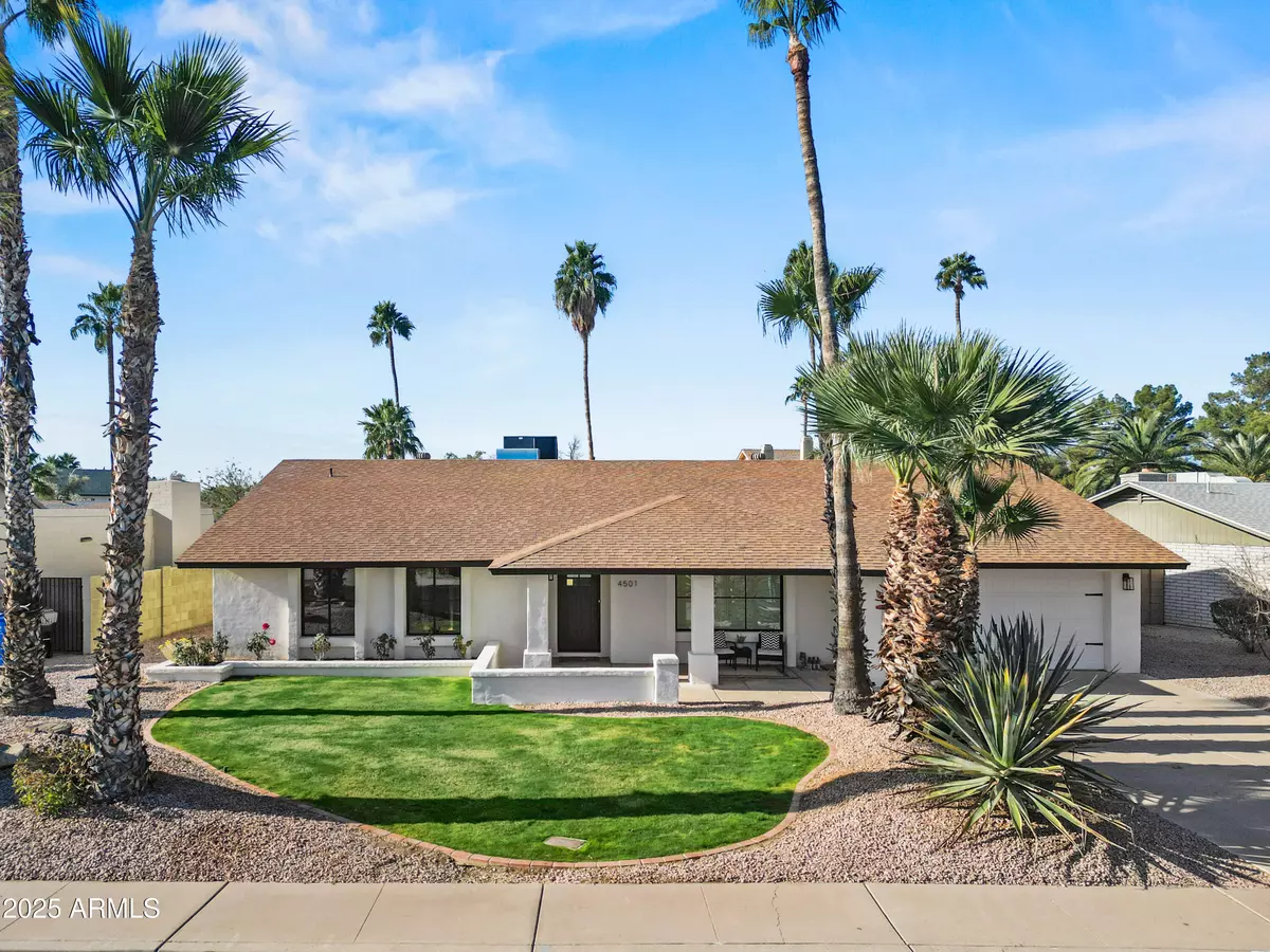 Phoenix, AZ 85032,4501 E PARADISE Lane