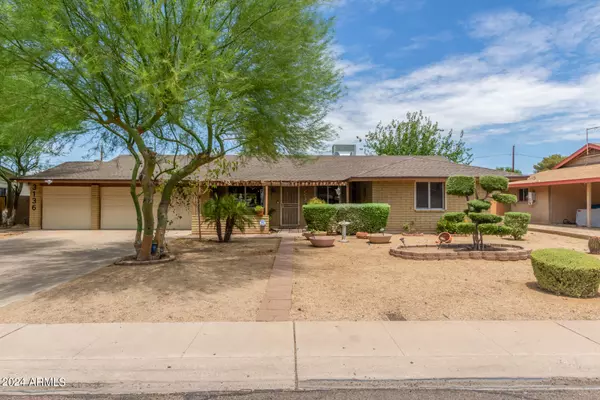 3136 W SUNNYSIDE Avenue, Phoenix, AZ 85029