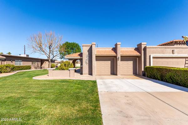 9832 E MINNESOTA Avenue, Sun Lakes, AZ 85248