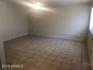 Phoenix, AZ 85009,2133 W ADAMS Street #1