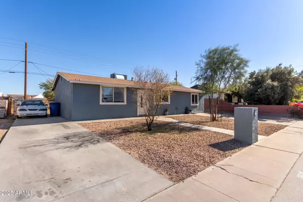 Phoenix, AZ 85042,6033 S 19TH Place