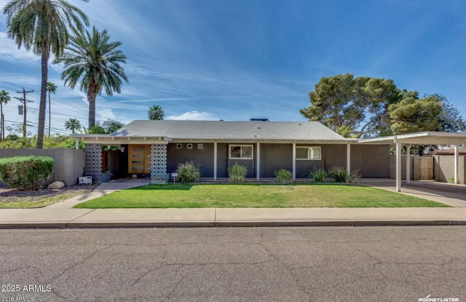 2645 E GLENROSA Avenue, Phoenix, AZ 85016