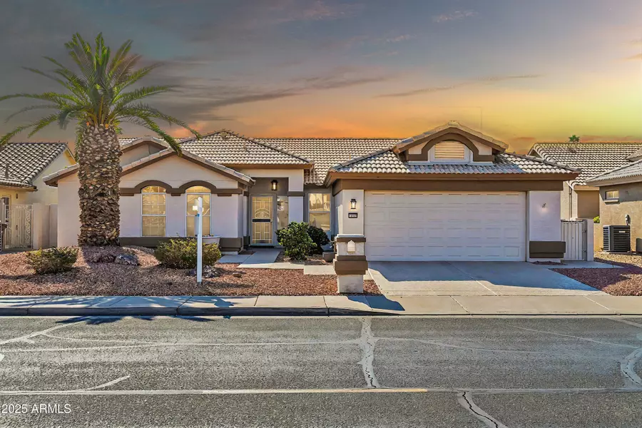 14949 W ROBSON Circle, Goodyear, AZ 85395