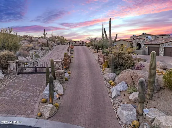 Scottsdale, AZ 85262,10473 E GREYTHORN Drive