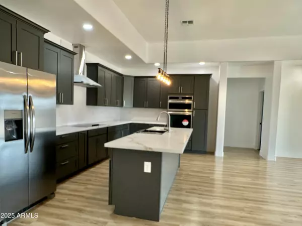 Buckeye, AZ 85326,11615 S 211th Lane