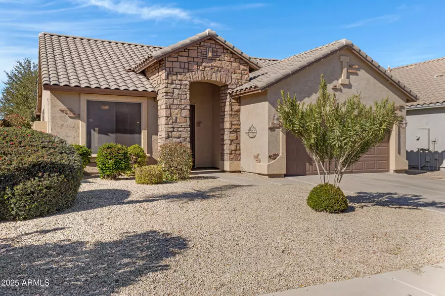 29874 N LITTLE LEAF Drive, San Tan Valley, AZ 85143