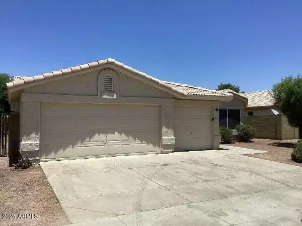 9002 W MONTE VISTA Road, Phoenix, AZ 85037