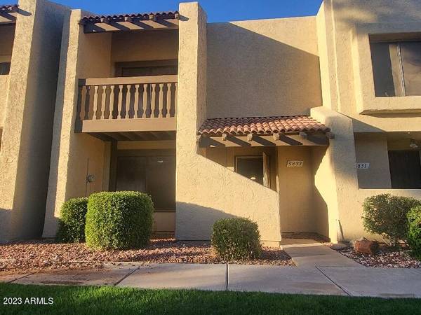 5833 W EVANS Drive, Glendale, AZ 85306