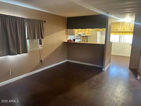 Chandler, AZ 85225,15606 S GILBERT Road #110