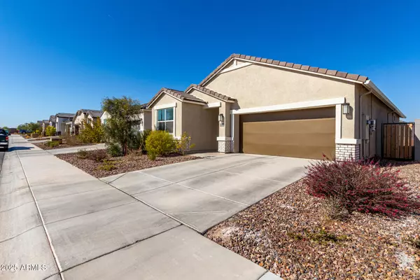 8222 W CLEMENTE Way, Florence, AZ 85132