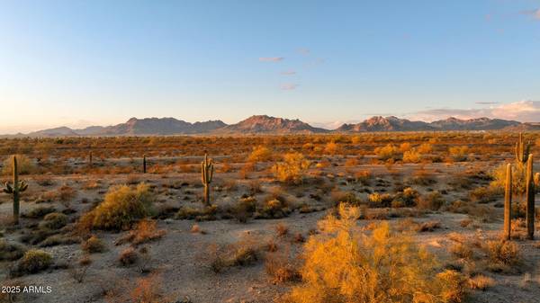 Apache Junction, AZ 85119,1131 E SUPERSTITION Boulevard