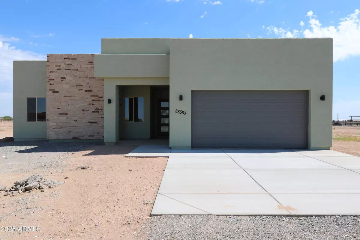 Wittmann, AZ 85361,28583 N 257TH Drive