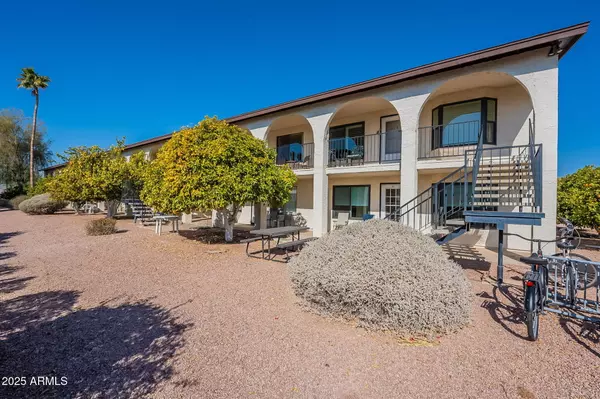 3270 S GOLDFIELD Road #816, Apache Junction, AZ 85119