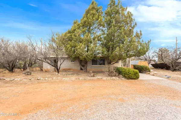 Huachuca City, AZ 85616,373 E Hwy 82 --