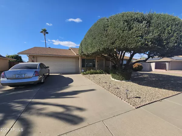 12226 N Lakeforest Drive, Sun City, AZ 85351