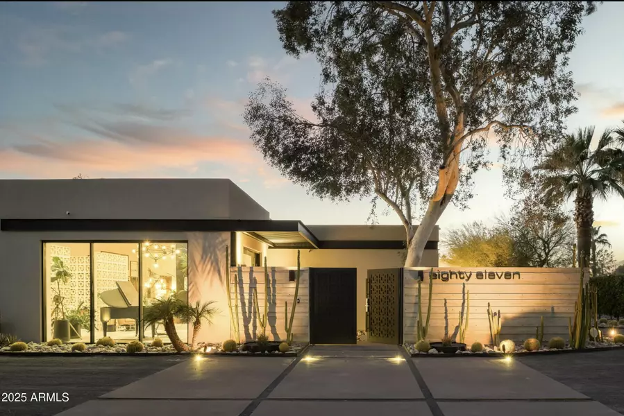 8011 E Larkspur Drive, Scottsdale, AZ 85260
