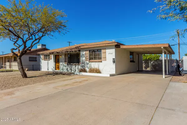 2906 W ALICE Avenue, Phoenix, AZ 85051