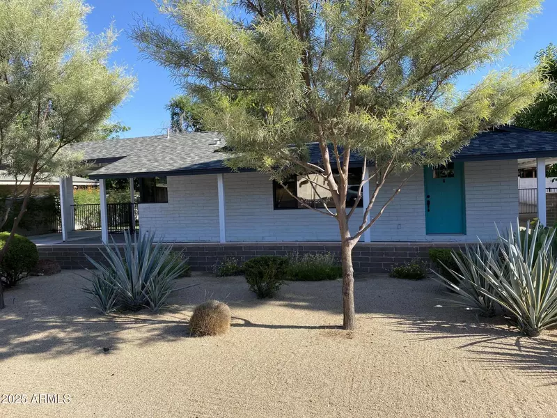 11 W MCLELLAN Boulevard, Phoenix, AZ 85013