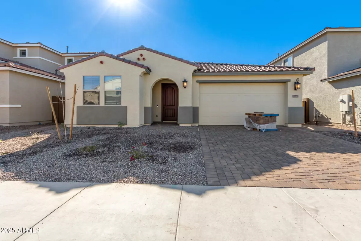 Glendale, AZ 85305,8751 W ORANGE Drive