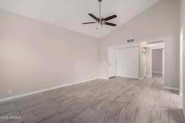 Mesa, AZ 85202,1342 W EMERALD Avenue #344