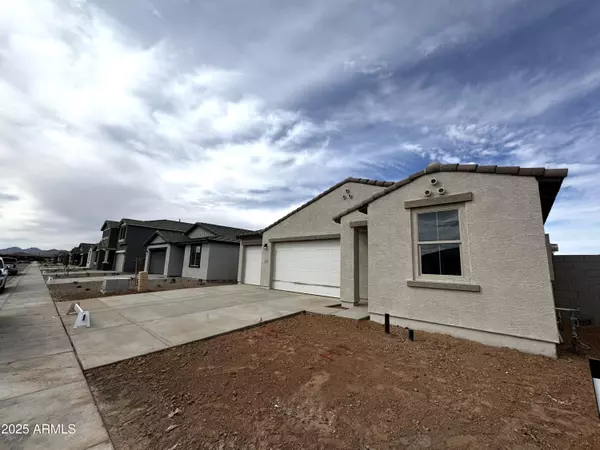 San Tan Valley, AZ 85140,4328 E Bradford Avenue