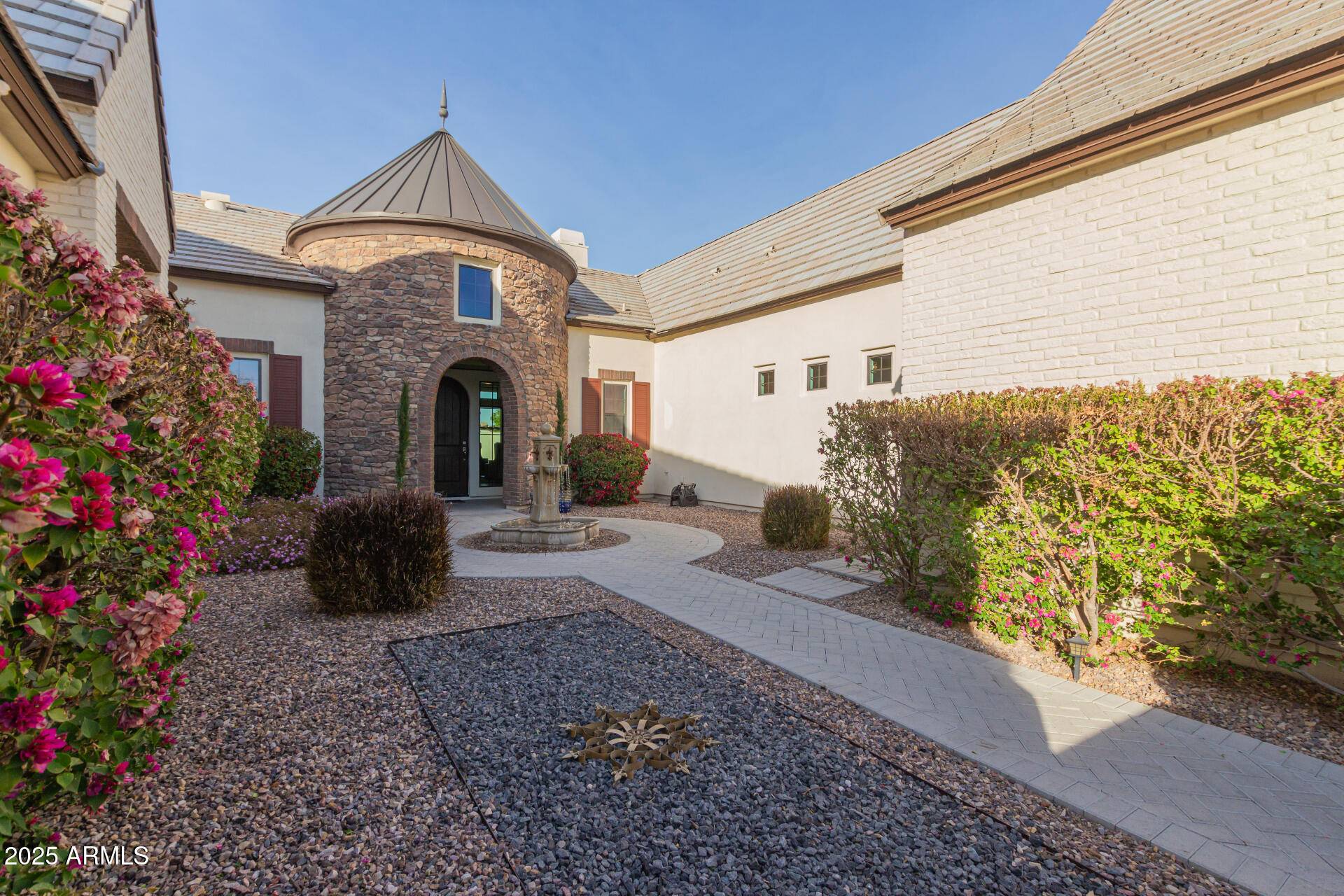 Gilbert, AZ 85297,2706 E LOVEBIRD Lane