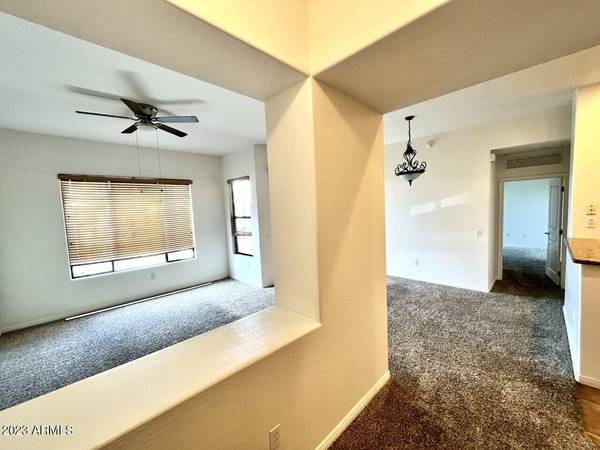 2989 N 44th Street #3002, Phoenix, AZ 85018