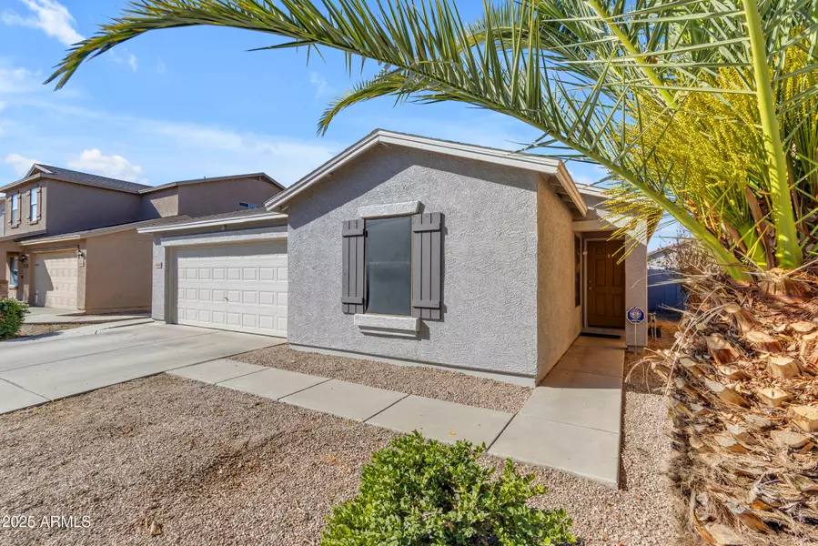 40440 N HIGH MEADOWS Drive, San Tan Valley, AZ 85140