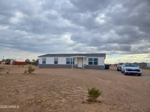 35821 W MONTECITO Avenue, Tonopah, AZ 85354