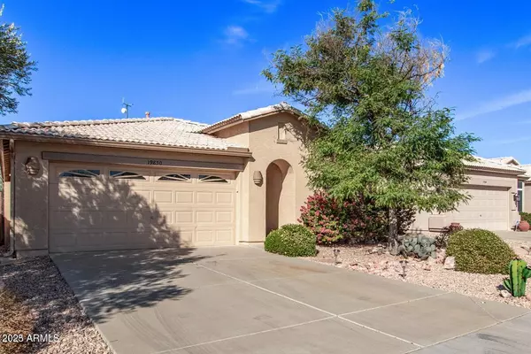 19850 N 110th Lane, Peoria, AZ 85373