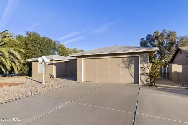 Sun Lakes, AZ 85248,26622 S BEECH CREEK Drive