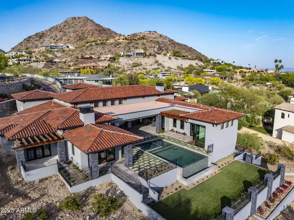 Paradise Valley, AZ 85253,6825 N 39th Place