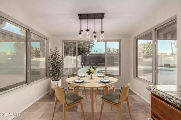 302 E CORAL GABLES Drive, Phoenix, AZ 85022