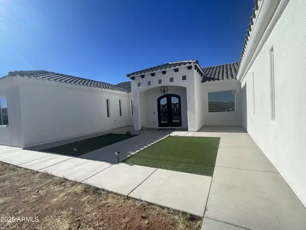 128 E RUBY Road, Rio Rico, AZ 85648