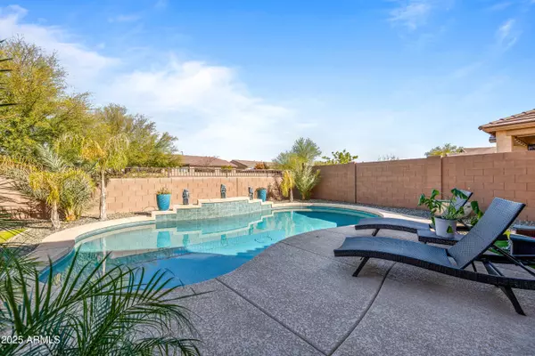 2404 E GILLCREST Road, Gilbert, AZ 85298