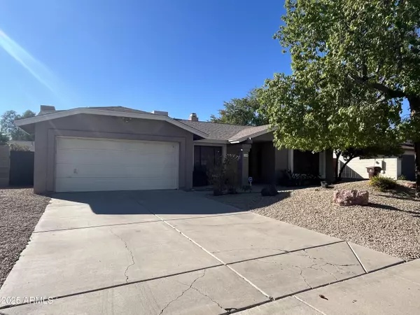 7365 W JENAN Drive, Peoria, AZ 85345